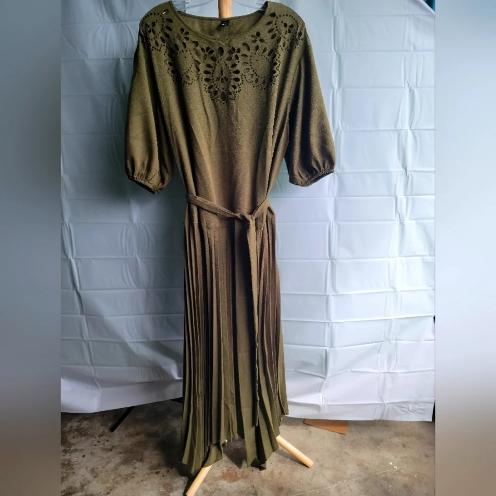 Shein Curve Olive Green Maxi Dress 0XL Short  Sleeves